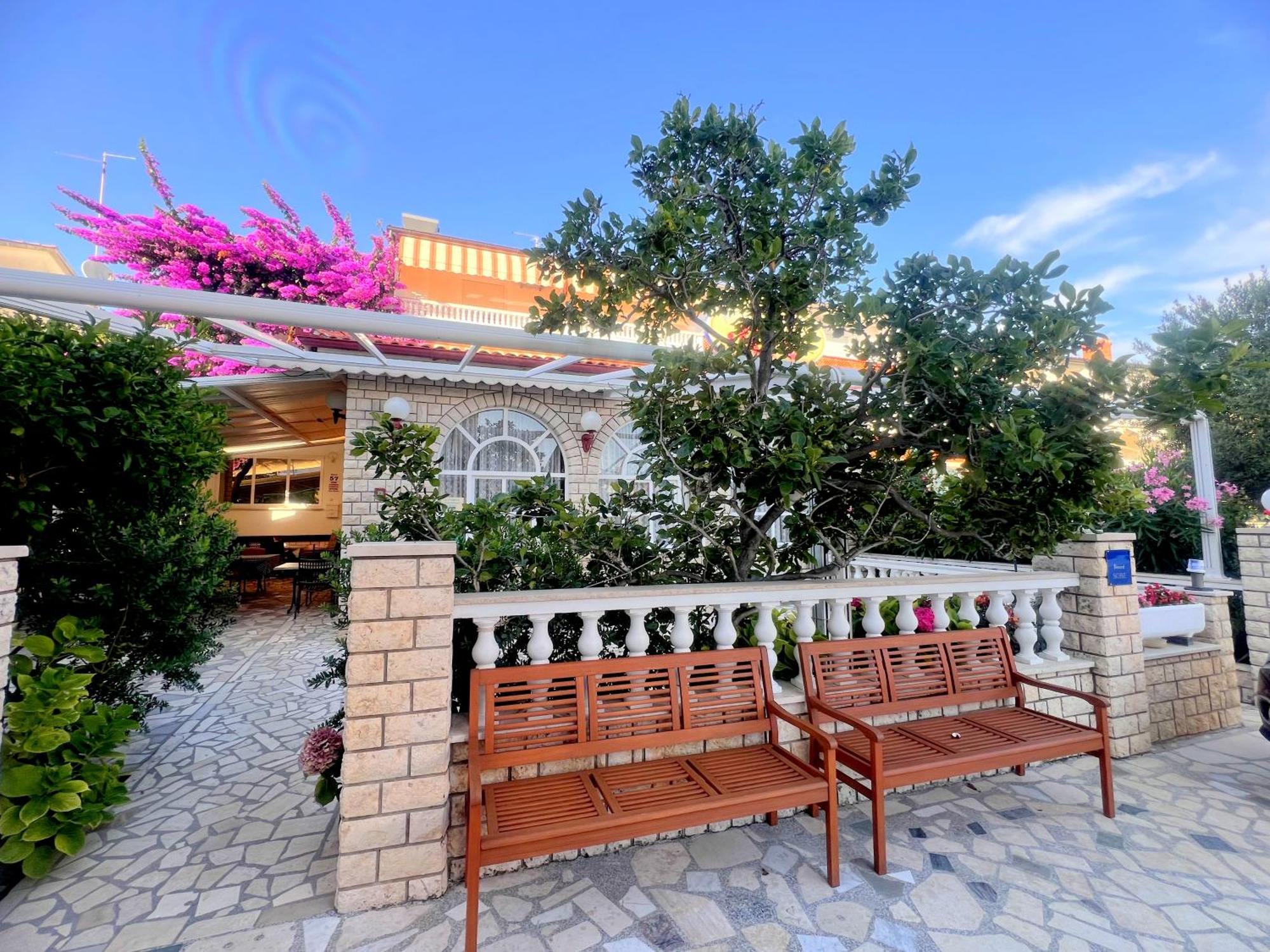 Bed & Breakfast Rab Palit Εξωτερικό φωτογραφία